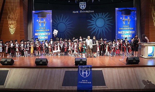 Haliç Üniversitesi Sürekli Eğitim Merkezi bünyesindeki Kids Academy başarılı bir eğitim yılını geride bıraktı